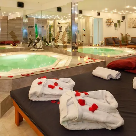 Relax & 3*