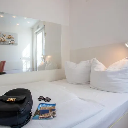 Hotel Relax &