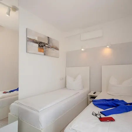 Hotel Relax & 3*