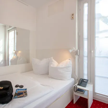 Relax Kontaktloser Check-in Stuttgart