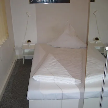 Hotel Relax &