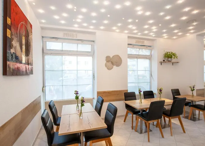 Relax & 3* Stuttgart